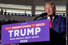 Trump comparecerá en tribunal que lo juzga por el intento de revertir la elección de 2020