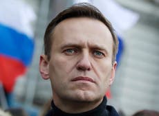Sentencian a líder opositor ruso Navalny a otros 19 años de prisión