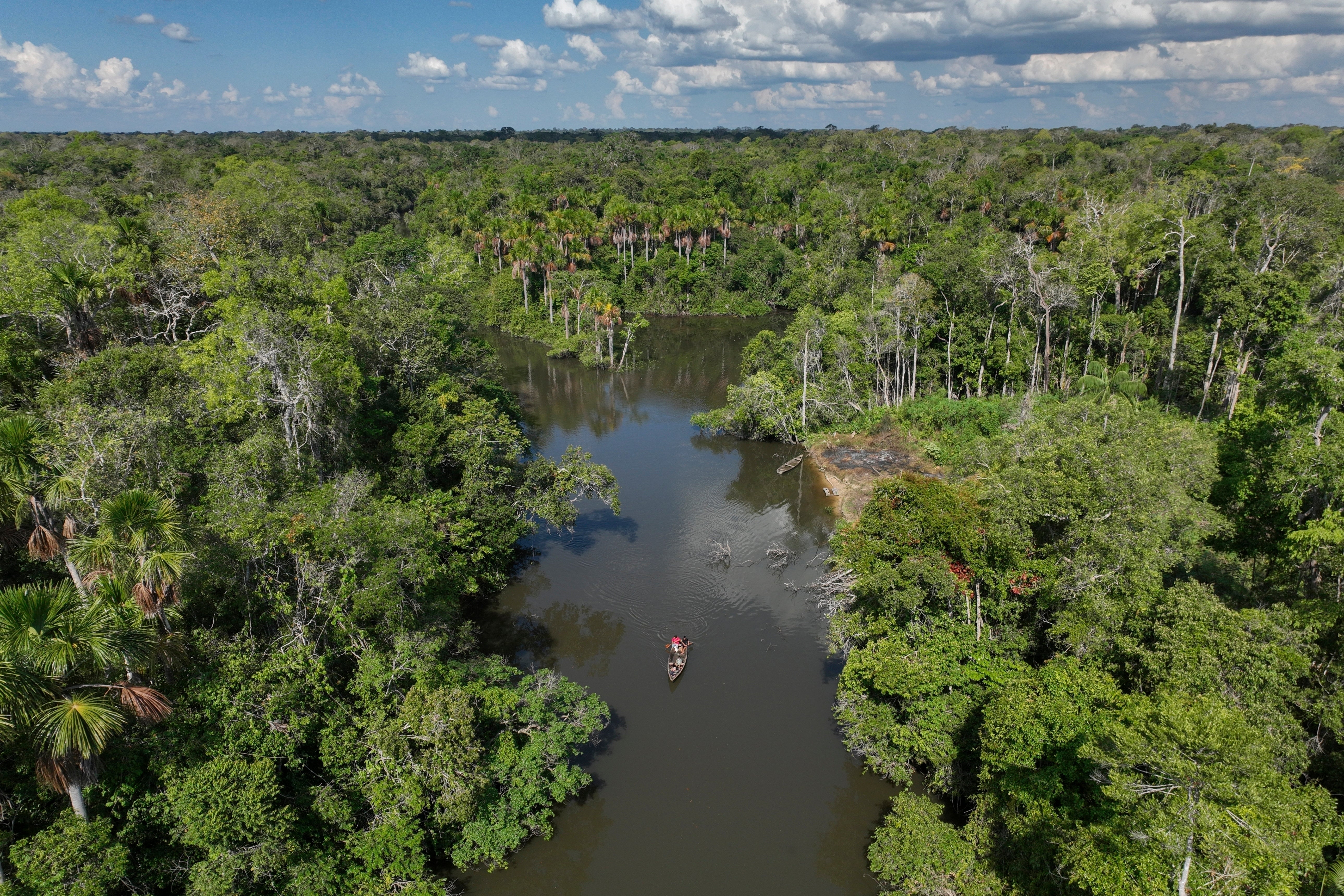 BRASIL-AMAZONÍA-RÍO AMENAZADO
