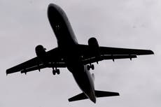Autoridades remiten al FBI casos de pasajeros revoltosos en vuelos