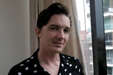 Drake Bell busca la verdad con su música para “Non-Stop Flight”