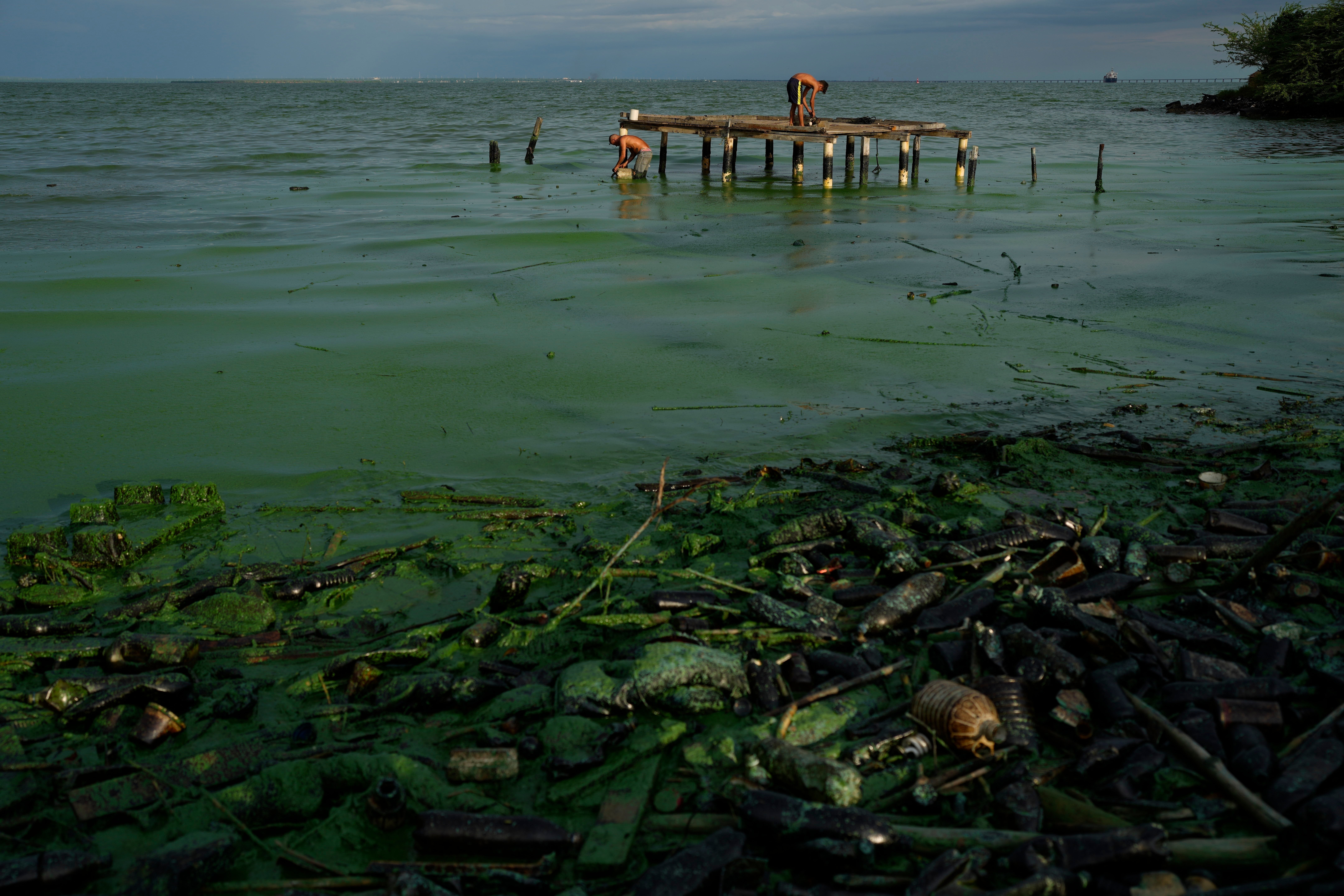 VENEZUELA-LAGO MARACAIBO CONTAMINACIÓN
