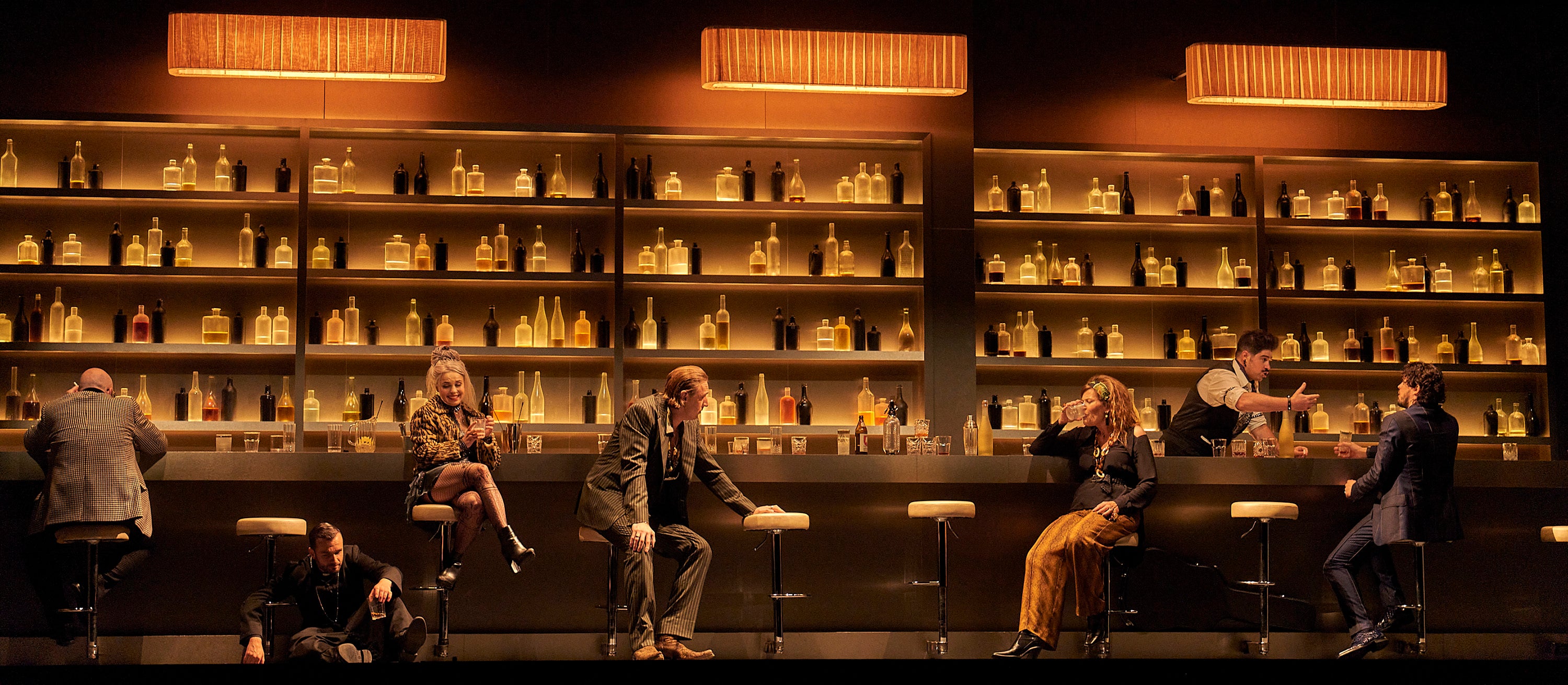 OPERA-TENDENCIAS EN DIRECCIÓN