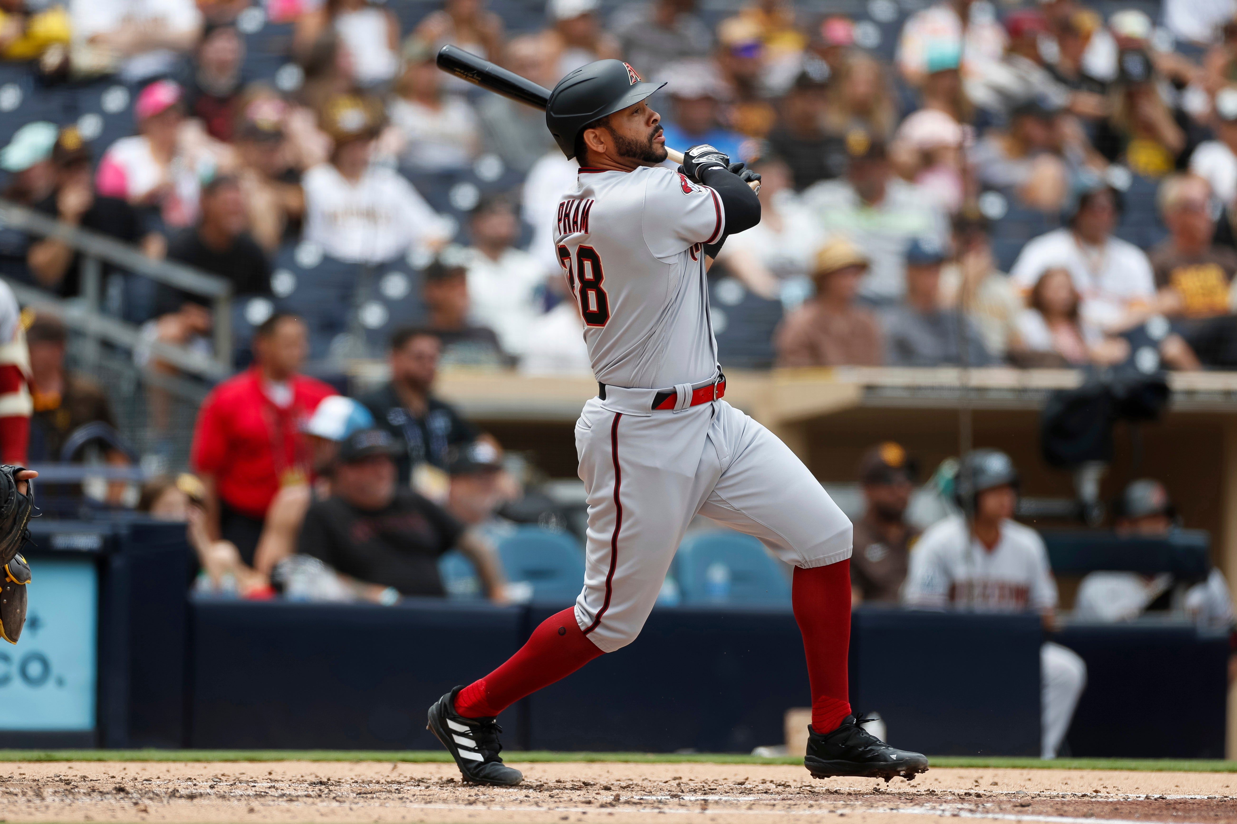 DIAMONDBACKS-PADRES