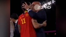 Luis Rubiales pide perdón por beso a Jenni Hermoso durante ceremonia final de la Copa del Mundo