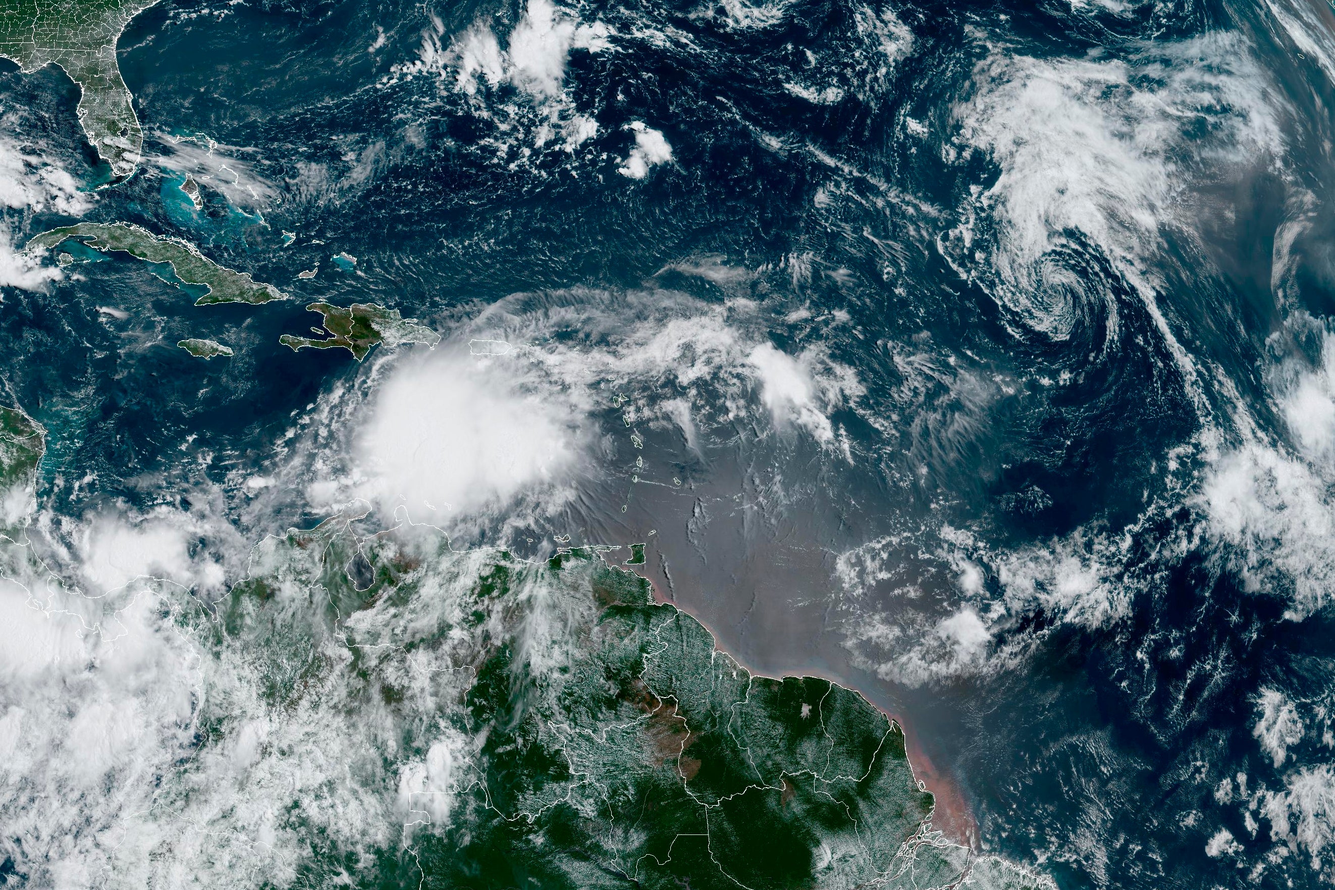 Haití y República Dominicana prevén inundaciones por tormenta tropical