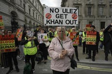 Plan de Londres de imponer multas a conductores de vehículos contaminantes desata protestas
