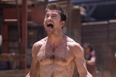 Daniel Radcliffe niega rumores de interpretar a Wolverine: “Gané músculo porque soy obsesivo”