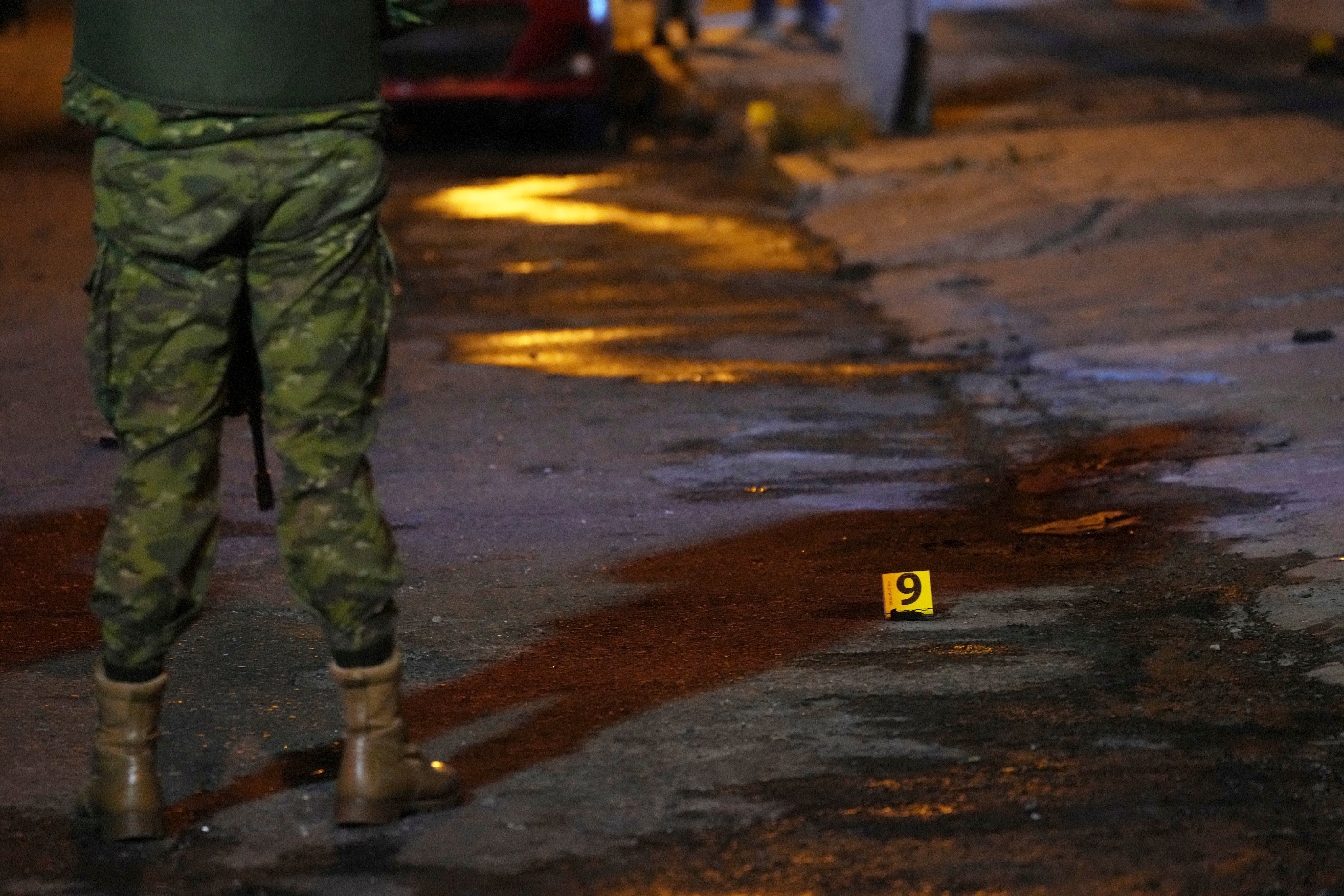 ECUADOR-COCHES BOMBA