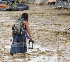 Lo que tienes que saber sobre ‘Burning Man’ y las inundaciones que arruinaron el festival