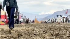 Disminuyen los tiempos para salir del Burning Man tras lodazal e inundaciones