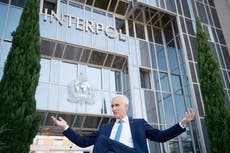 Interpol en su centenario, un legado de altibajos en la persecución de fugitivos