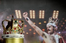 Piano de Freddie Mercury se vende en exitosa subasta de objetos del rockero