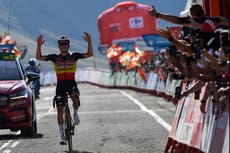 Evenepoel gana la montañosa 14ma etapa de la Vuelta a España; Kuss mantiene el liderato