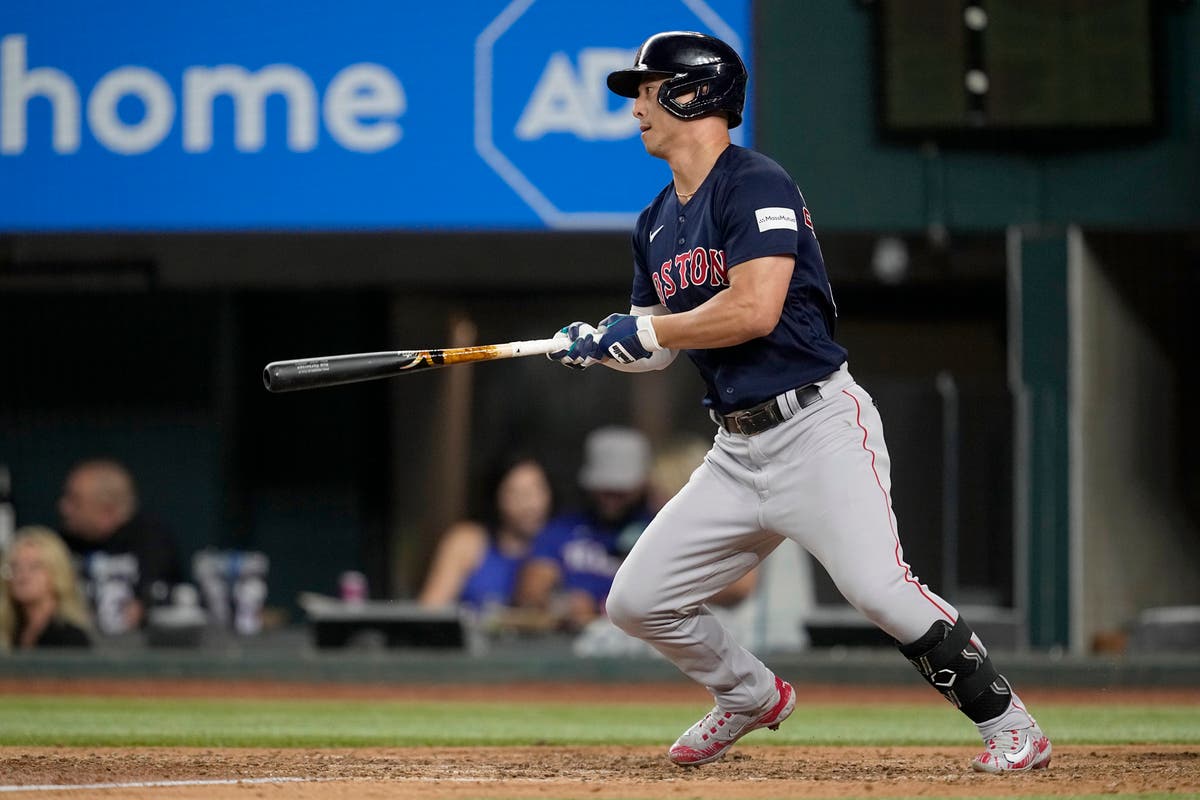 Rob Refsnyder’s Late Heroics Lead Red Sox to Victory over Rangers