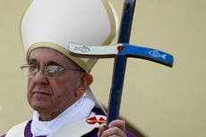 Papa Francisco muestra mejoría de salud tras neumonía