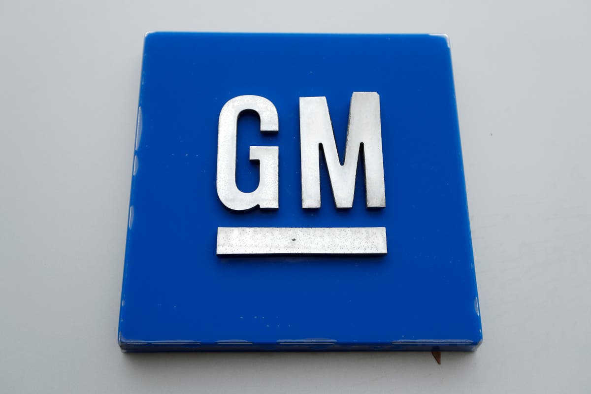 Canadian auto workers are turning to General Motors after reaching a strong deal with Ford