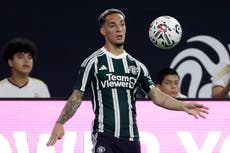 Brasileño Antony se reintegra al United tras acusaciones de violencia doméstica