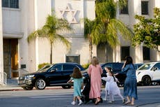 Diáspora judía llora ataque a Israel, pero prosigue con festividades