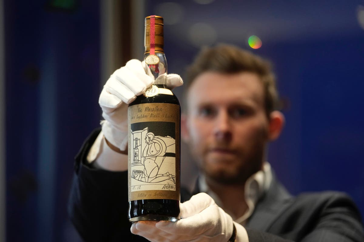 Una bottiglia del “whisky più ambito” sarà messa all’asta a Londra