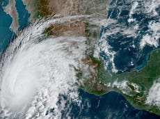 Huracán Norma se dirige a Los Cabos; Tammy ya es huracán en el Atlántico