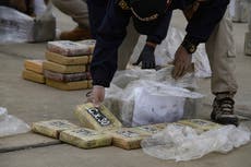 Perú incauta tres toneladas de cocaína en el Pacífico cerca de Ecuador