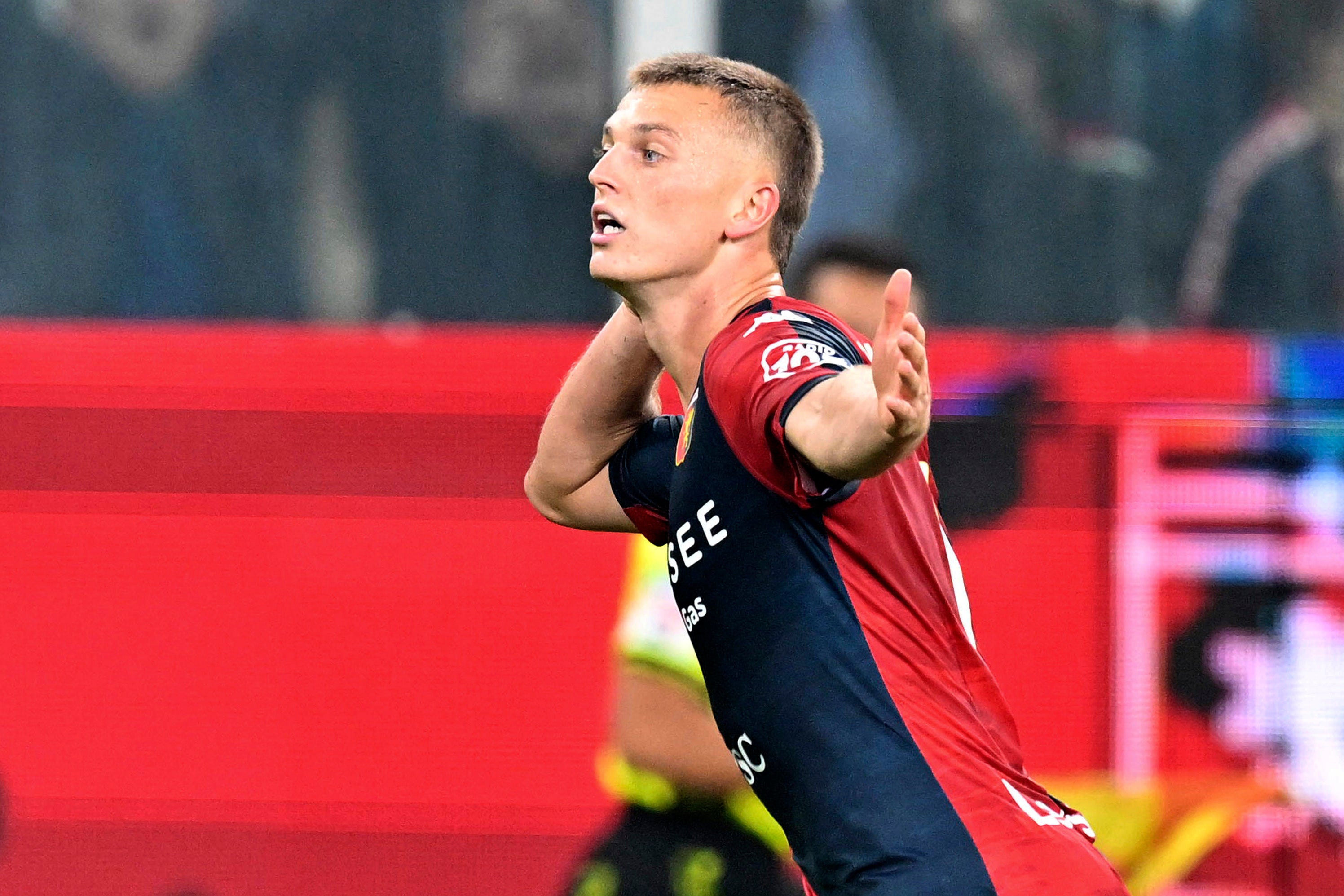 ALBERT GUDMUNDSSON GENOA