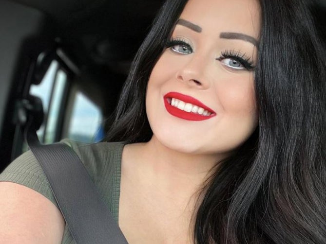 Suspenden a otra profesora por tener una cuenta en OnlyFans