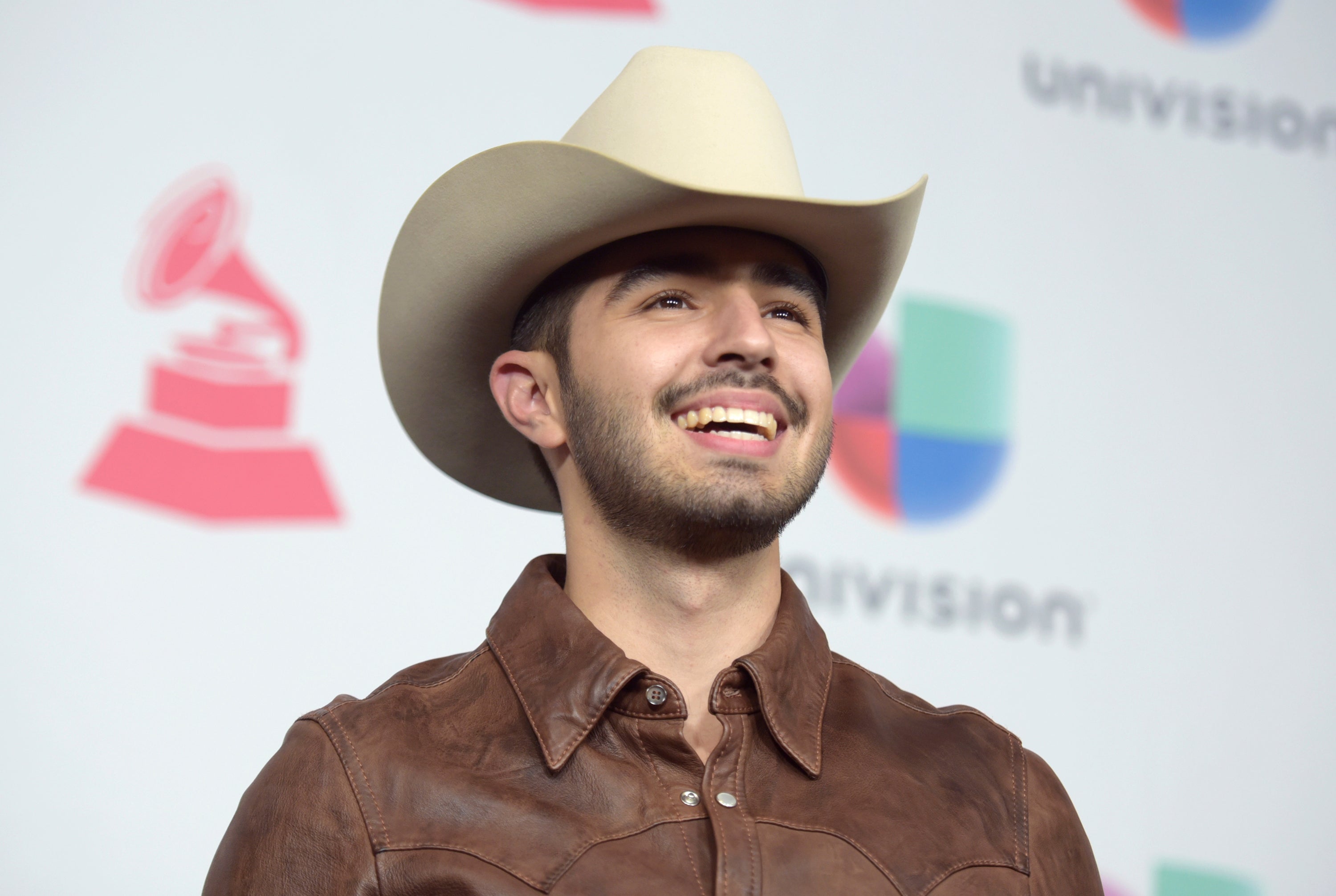 LATIN GRAMMY-JOSS FAVELA