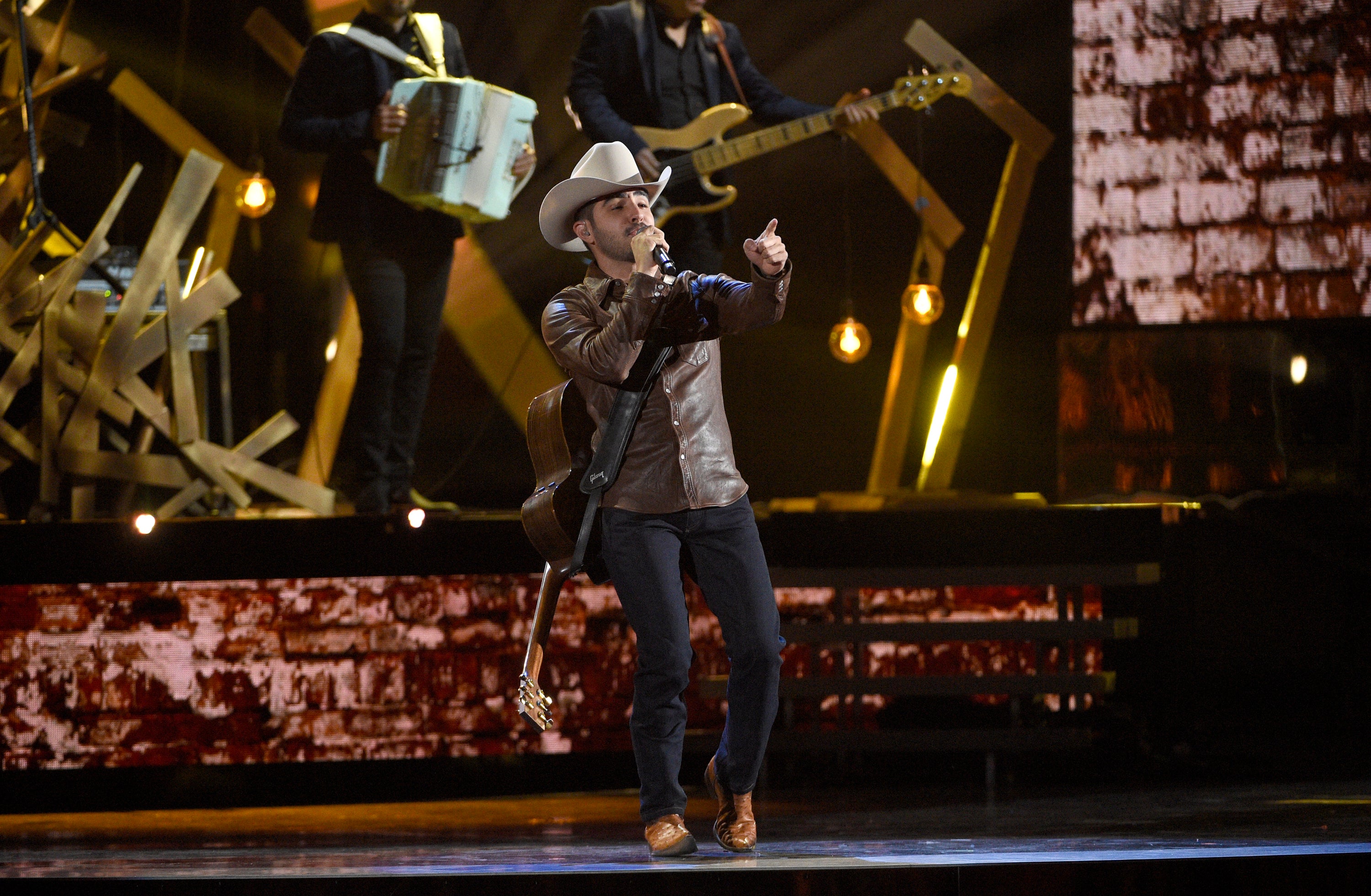 LATIN GRAMMY-JOSS FAVELA