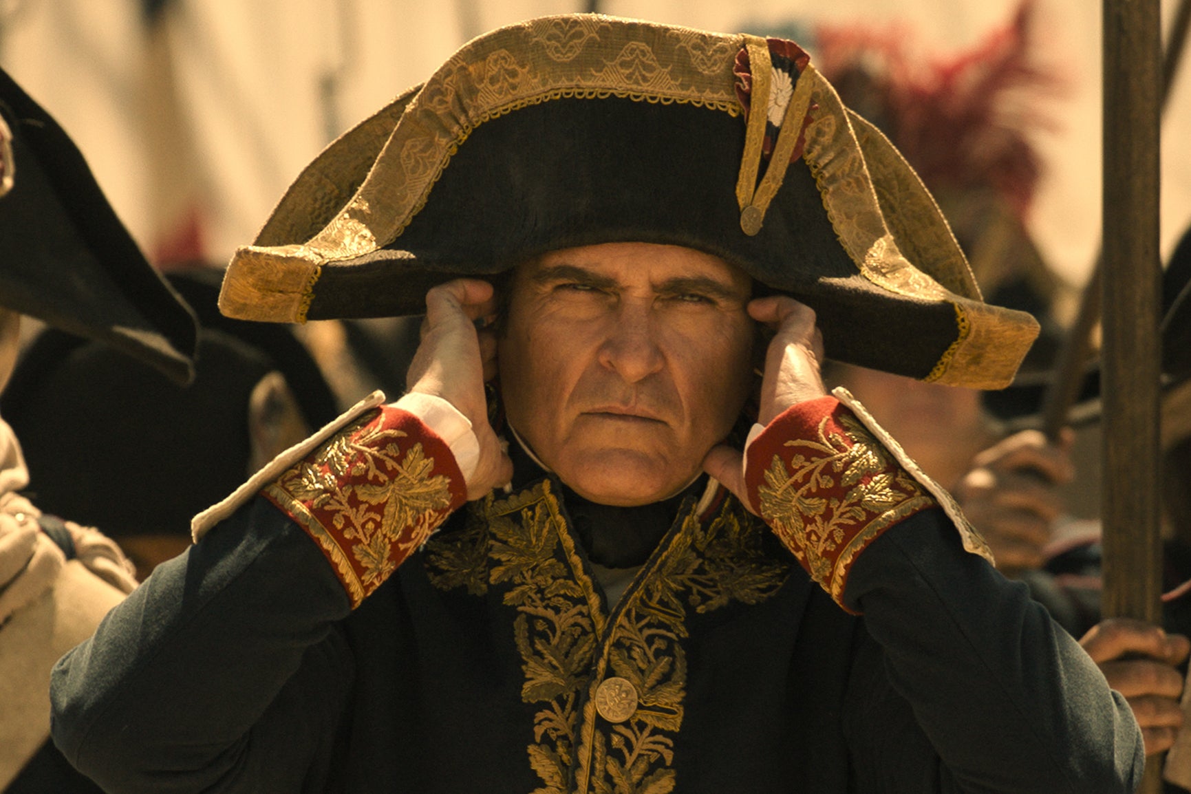 Joaquin Phoenix es absolutamente brillante en su interpretación del emperador Bonaparte