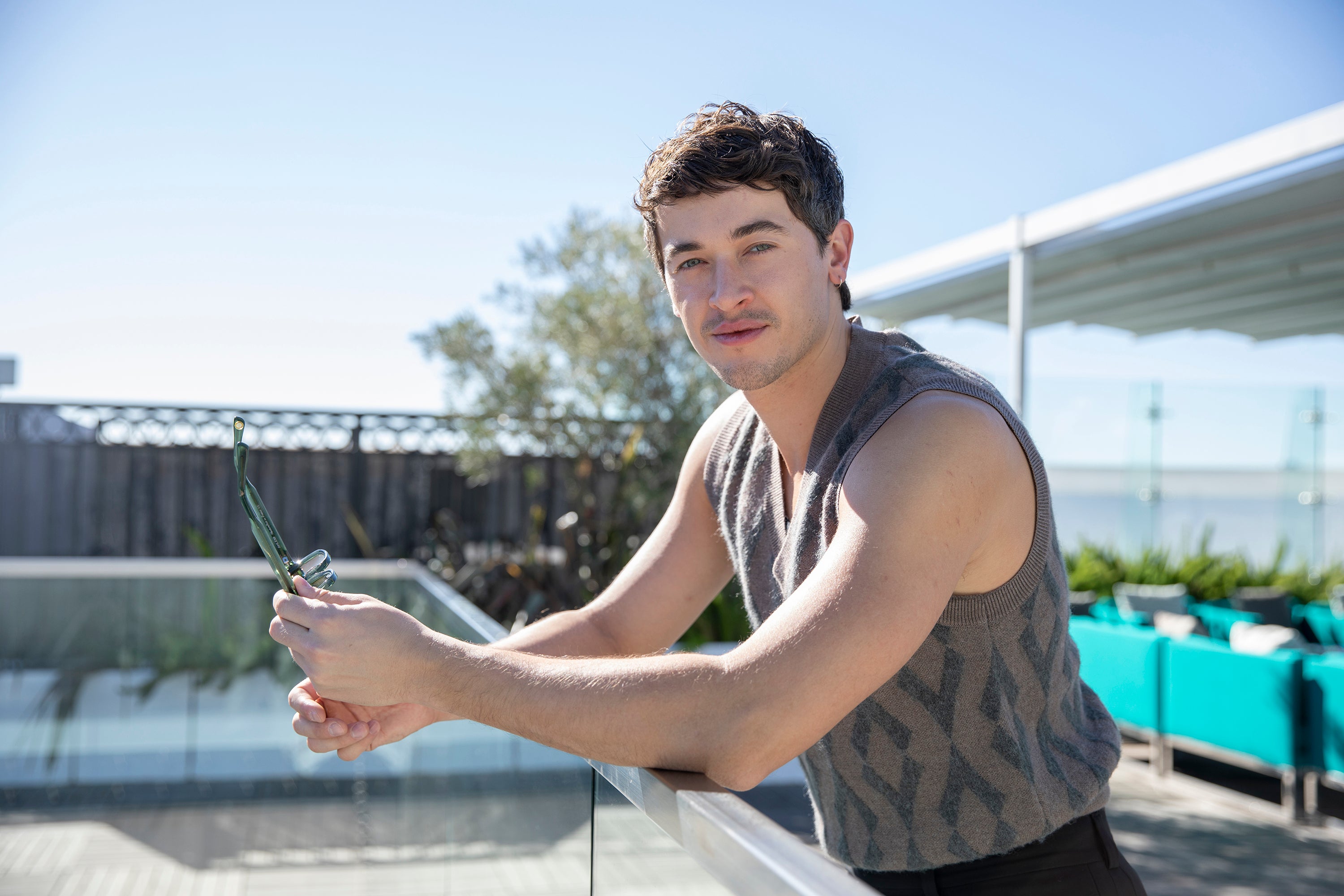 THE HUNGER GAMES BALLAD OF SONGBIRDS & SNAKES