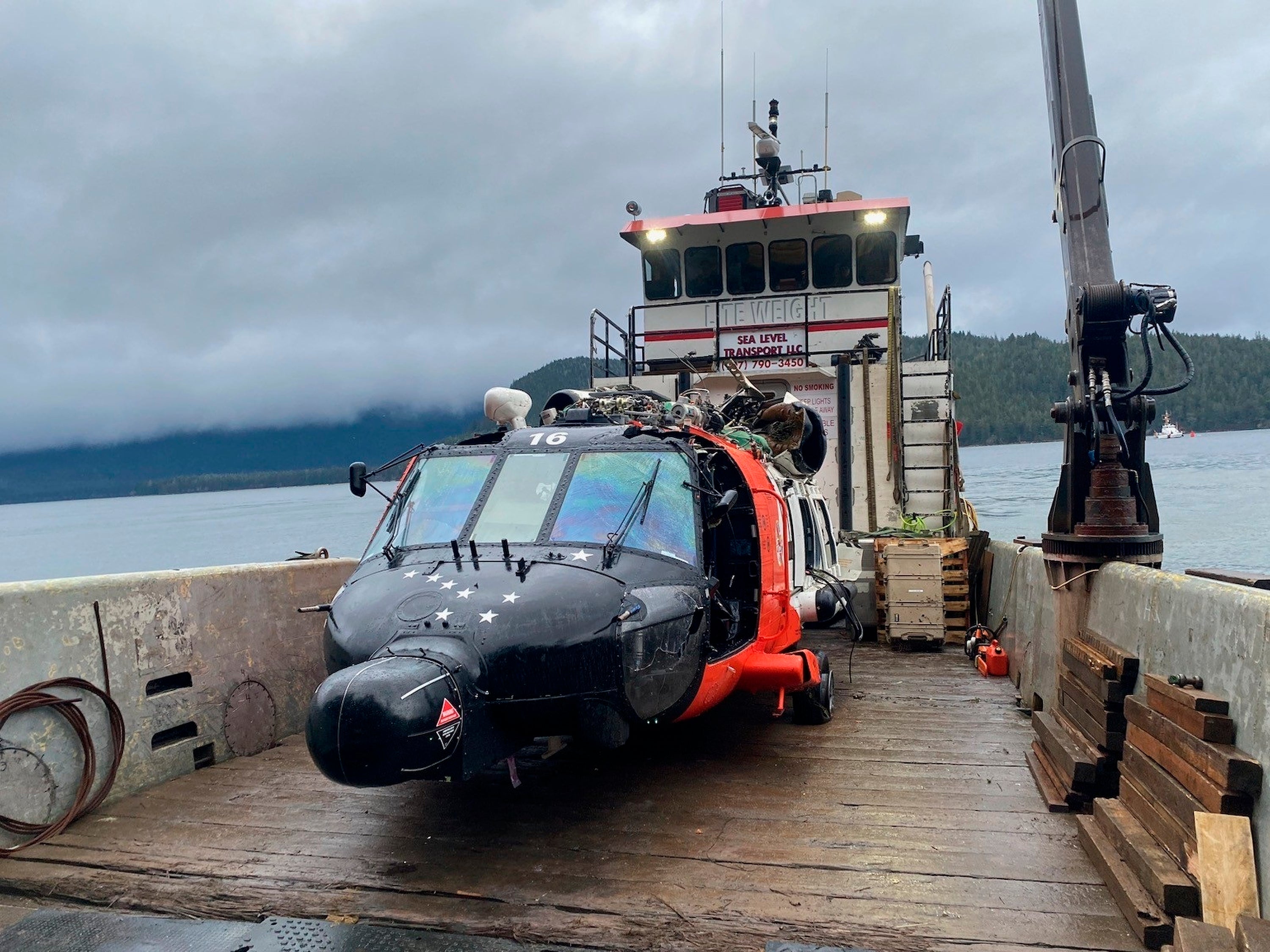 ALASKA-GUARDIA COSTERA-HELICÓPTERO-CAÍDA