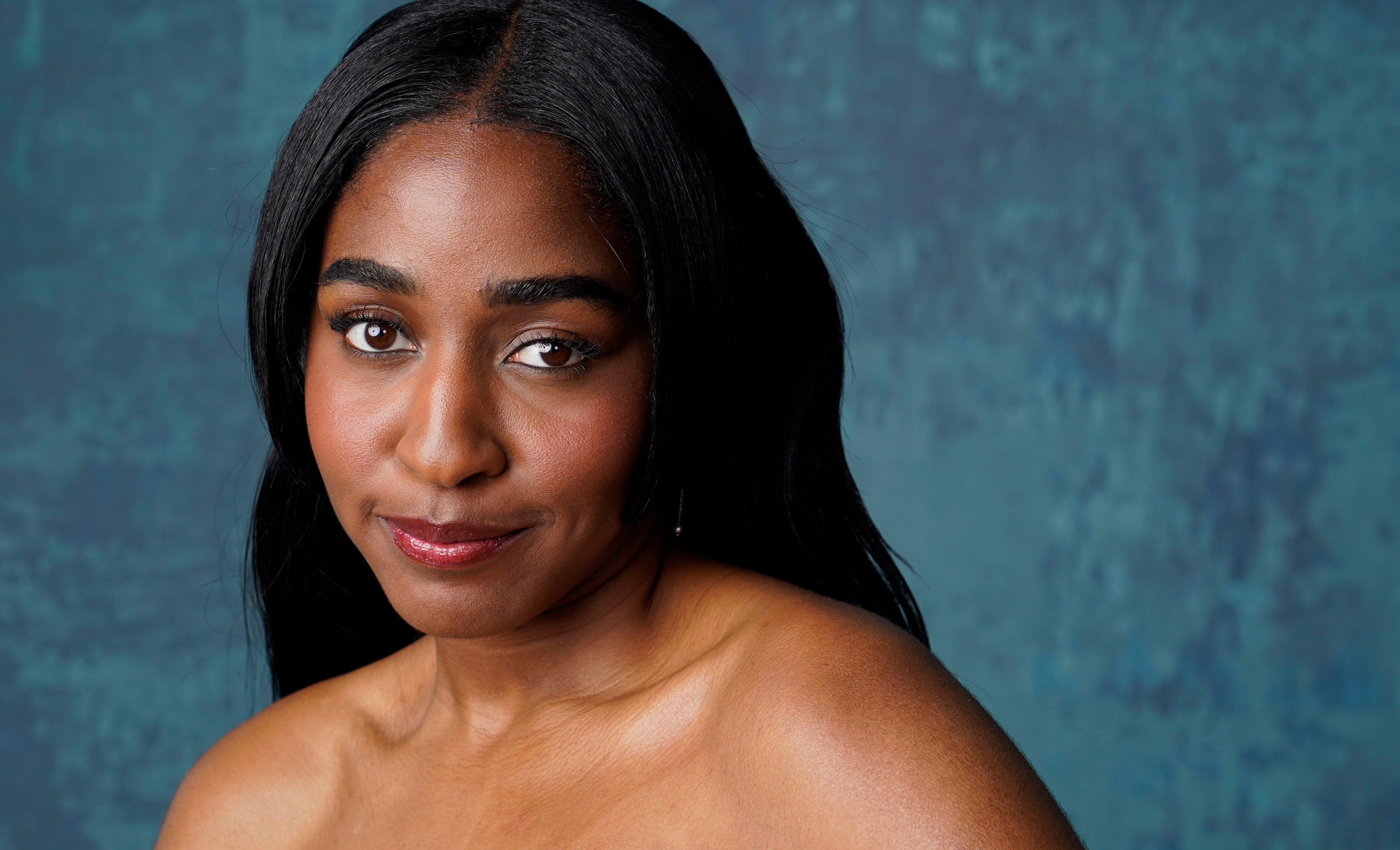 2023-ARTISTA REVELACIÓN-AYO EDEBIRI