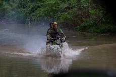 La Habana sufre embate de torrencial aguacero que provoca derrumbes