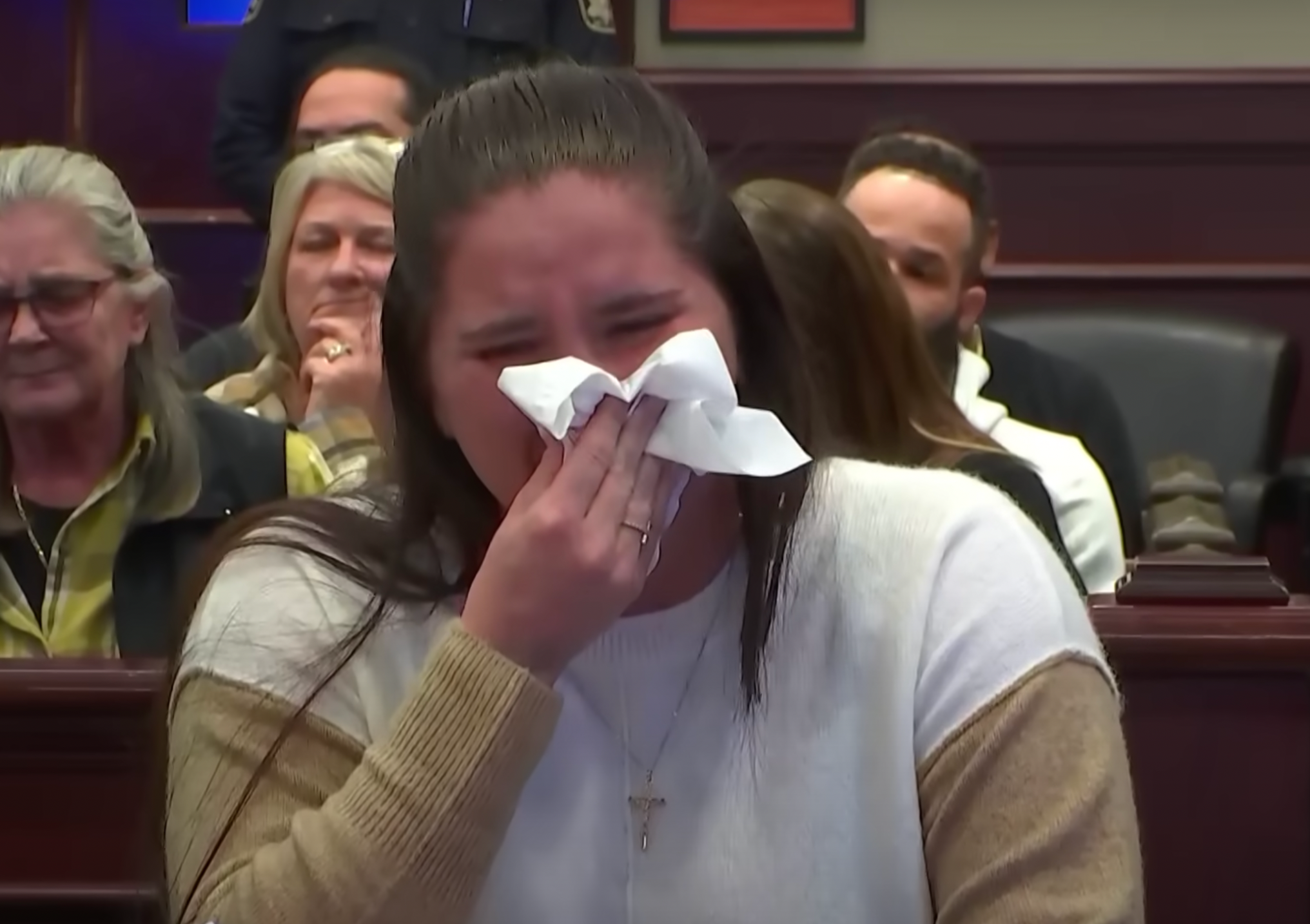 Hannah Payne envuelta en lágrimas tras ser encontrada culpable de homicidio