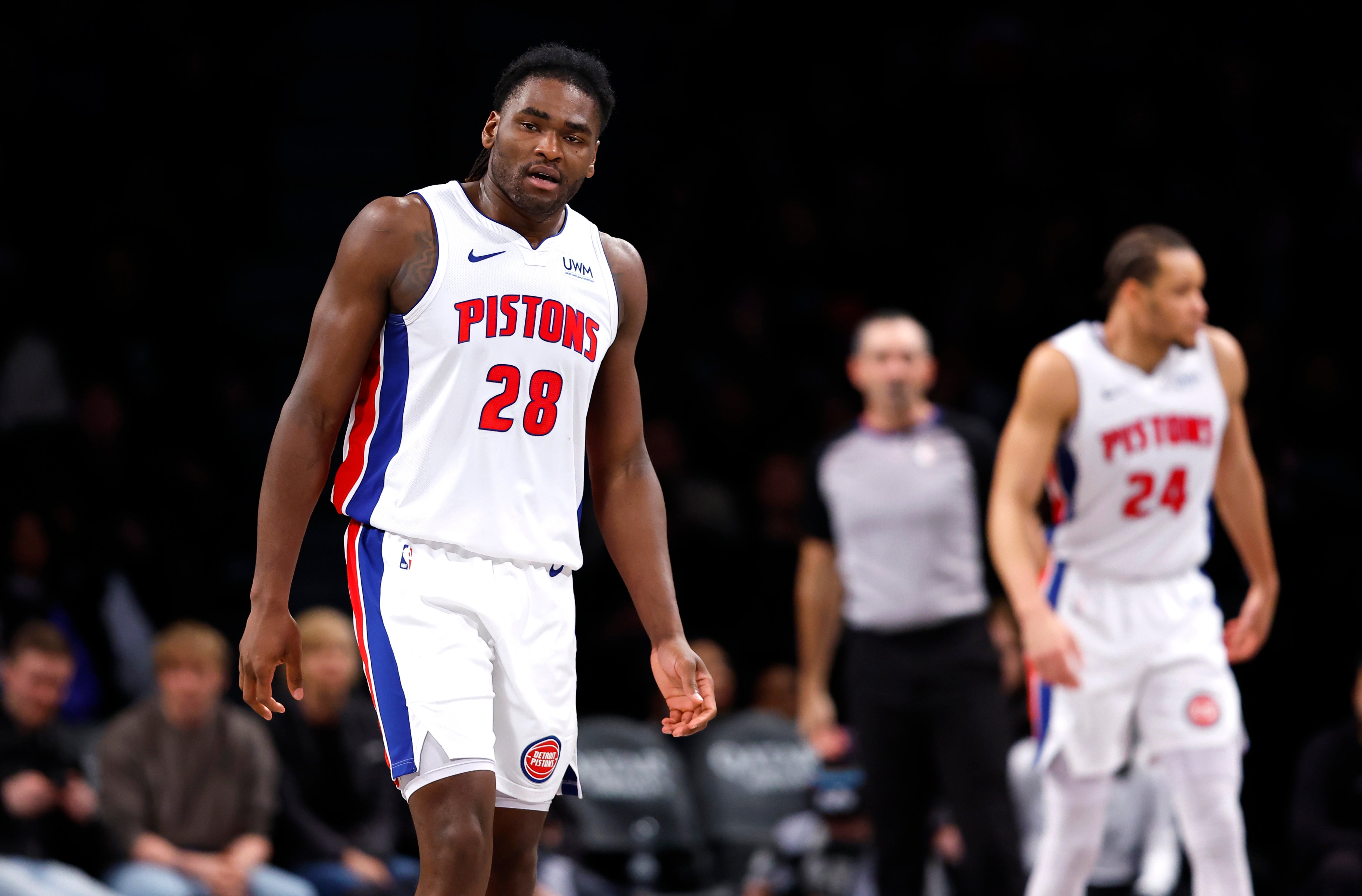 PISTONS-STEWART