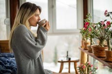 El café manda: muchos se acuestan temprano para disfrutar de su café matutino