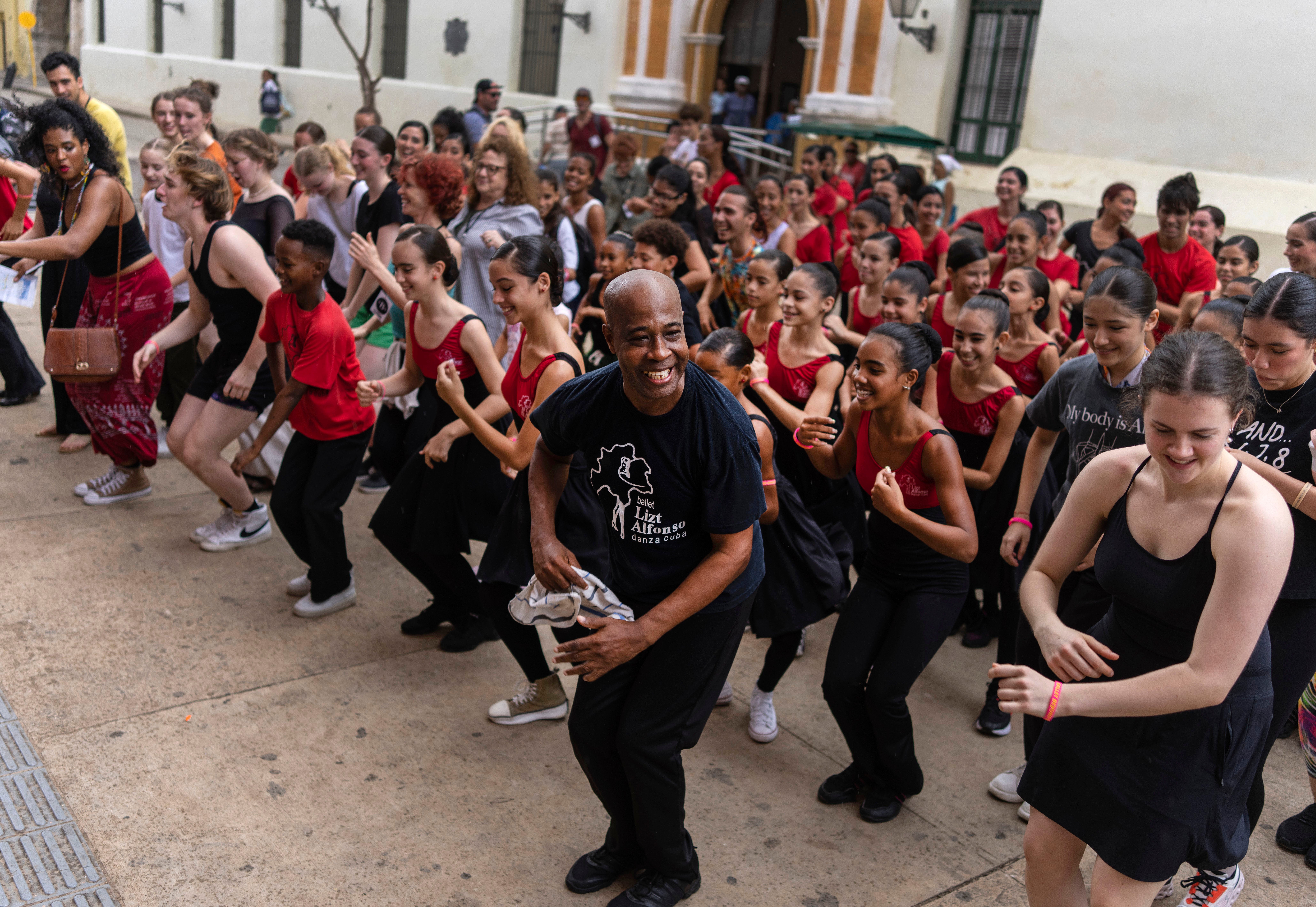 CUBA-BEYOND BORDERS BALLET