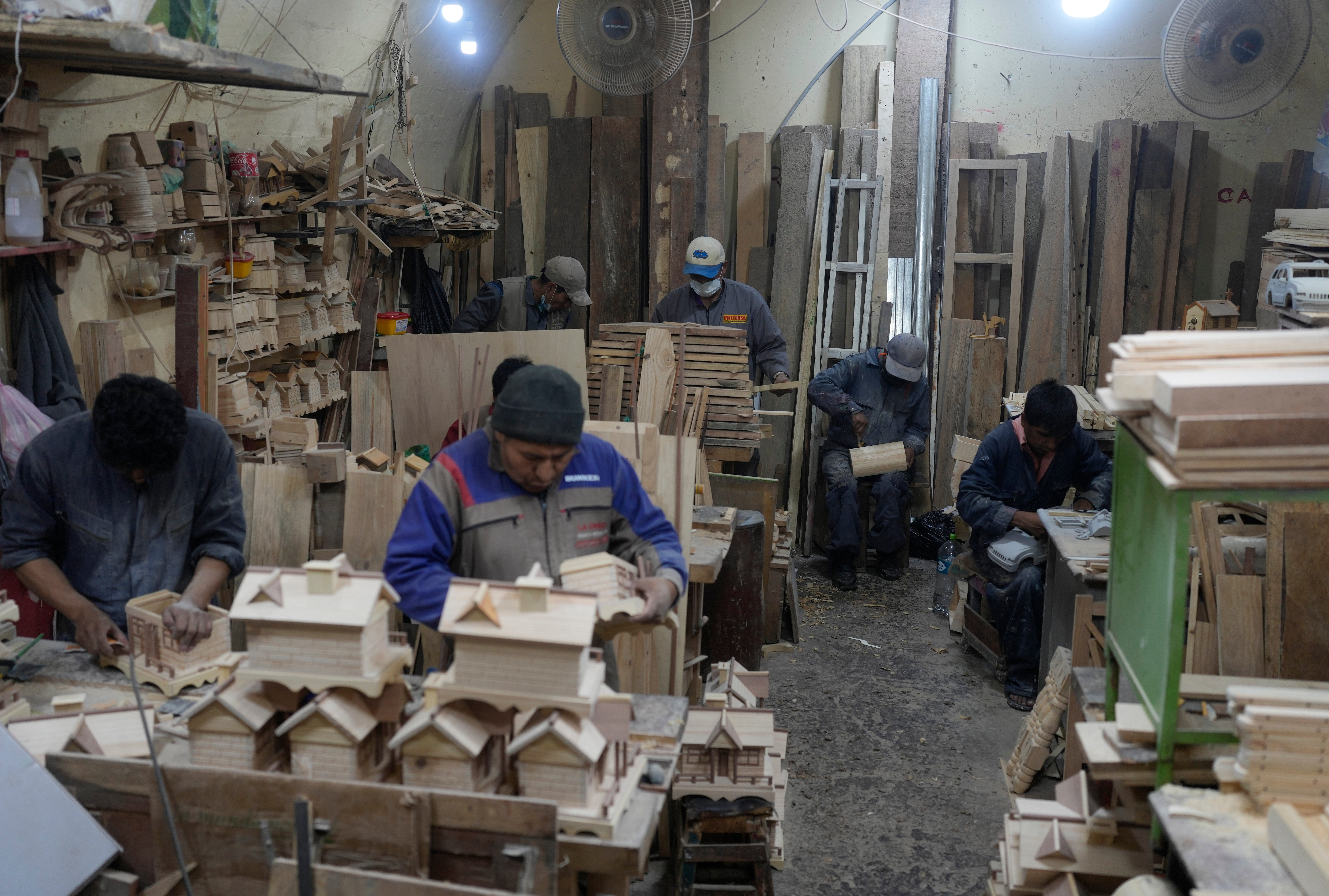 BOLIVIA-PRESOS ARTESANÍAS