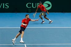 Triunfo en dobles de Ram y Krajicek lleva a EEUU a triunfo sobre Ucrania en Copa Davis
