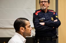 Inicia el segundo día de juicio contra Alves por supuesta agresión sexual a una mujer