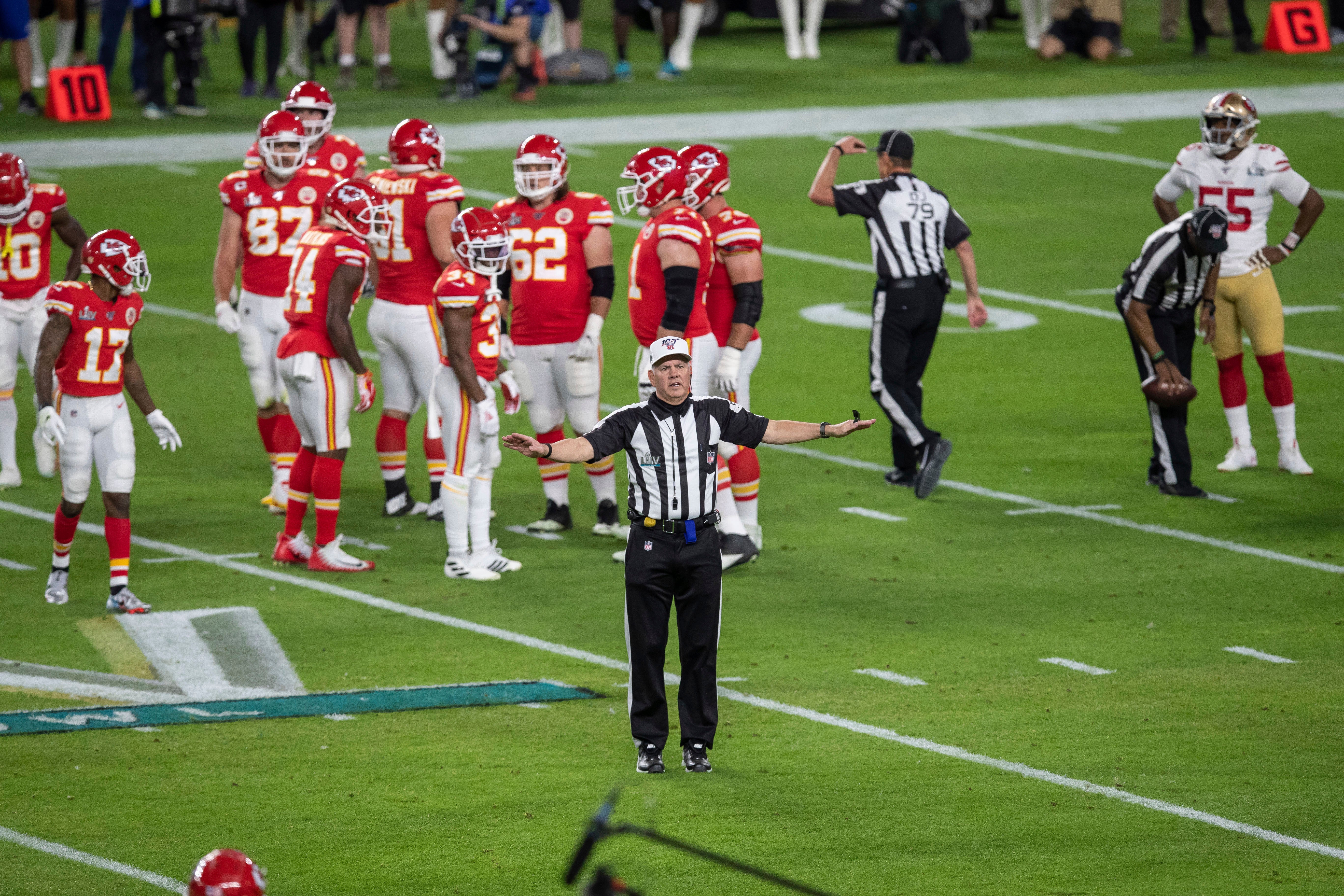 SUPER BOWL-ARBITRAJE