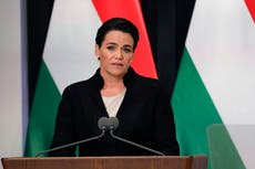 Presionan a la presidenta de Hungría para que renuncie por caso de abuso sexual