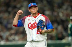 Cubano Yariel Rodríguez y Azulejos acuerdan por 5 años y 32 millones de dólares