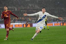 Con una sublime actuación, el Inter de Milan supera 4-2 a la Roma y se afianza en el liderato