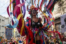 La llaman la musa del Carnaval de Río de Janeiro. Ella insiste en que es una misionera