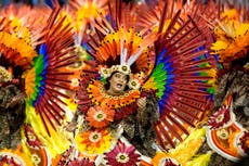 AP Fotos: Nueva Orleans, Río, Colonia; los carnavales llenan las calles de alegría en el mundo