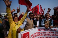 Agricultores secundan huelga en India para reclamar precios garantizados para sus cultivos