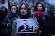 Mandatarios y activistas culpan a Putin de muerte del líder opositor ruso Navalny